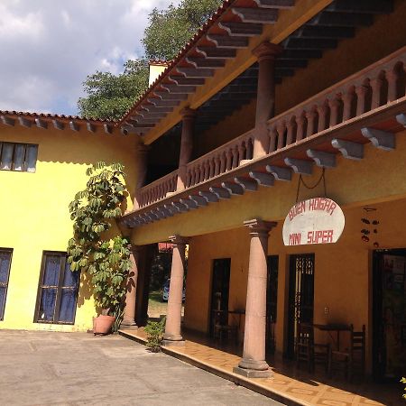 Hotel Hospedaje Ornelas Tepoztlán Esterno foto