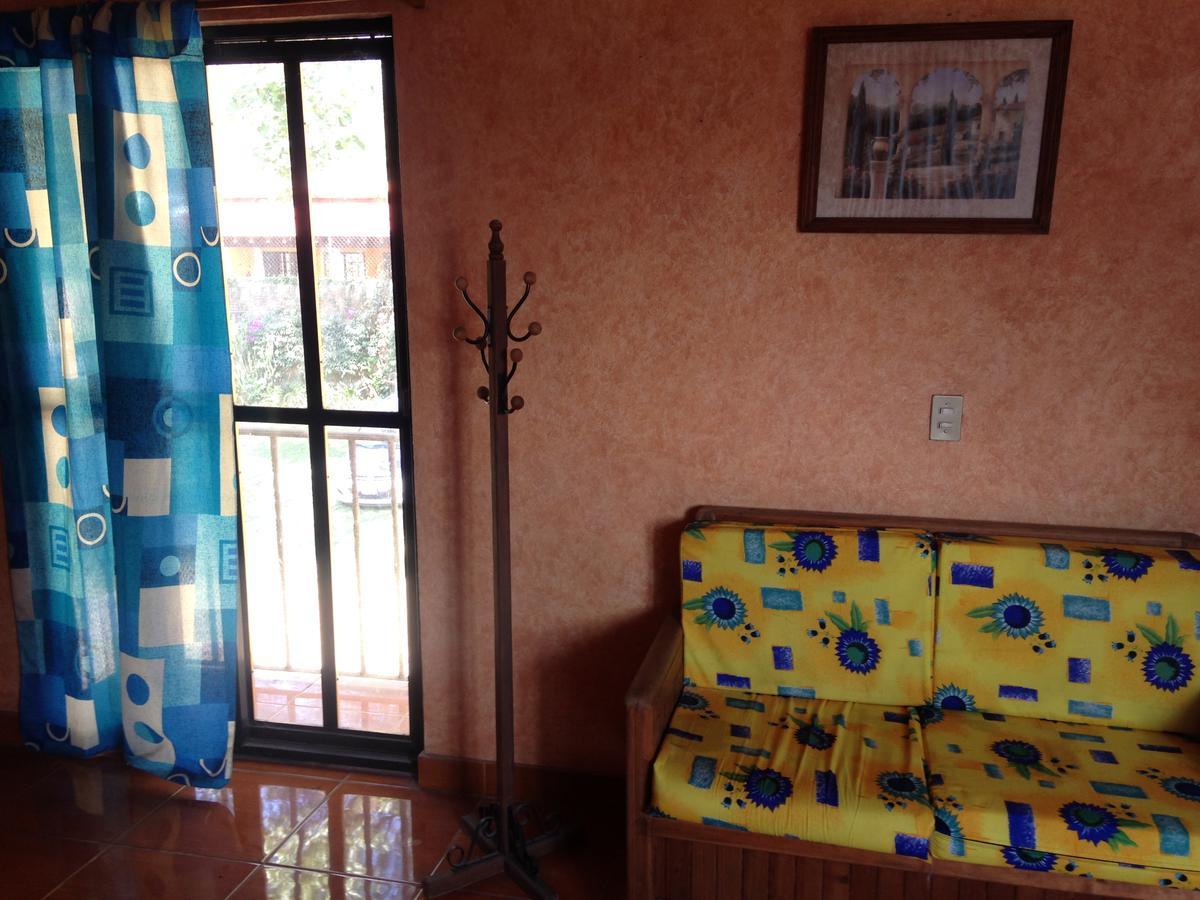 Hotel Hospedaje Ornelas Tepoztlán Esterno foto