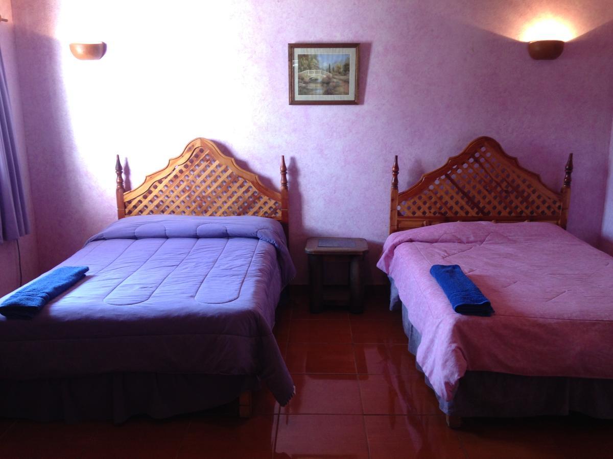Hotel Hospedaje Ornelas Tepoztlán Esterno foto