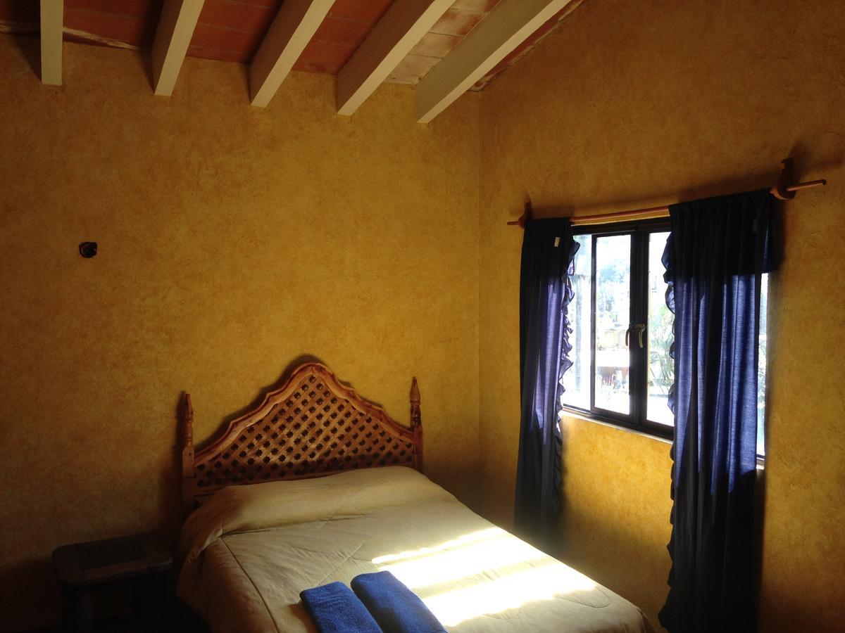 Hotel Hospedaje Ornelas Tepoztlán Esterno foto
