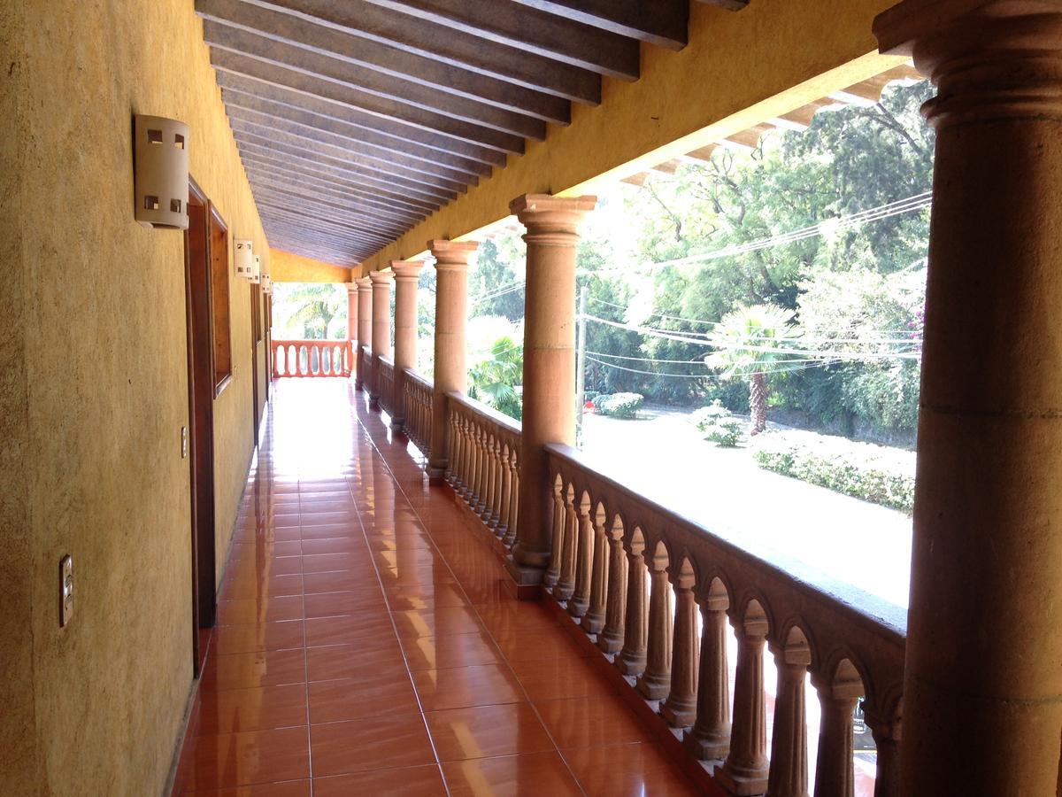 Hotel Hospedaje Ornelas Tepoztlán Esterno foto