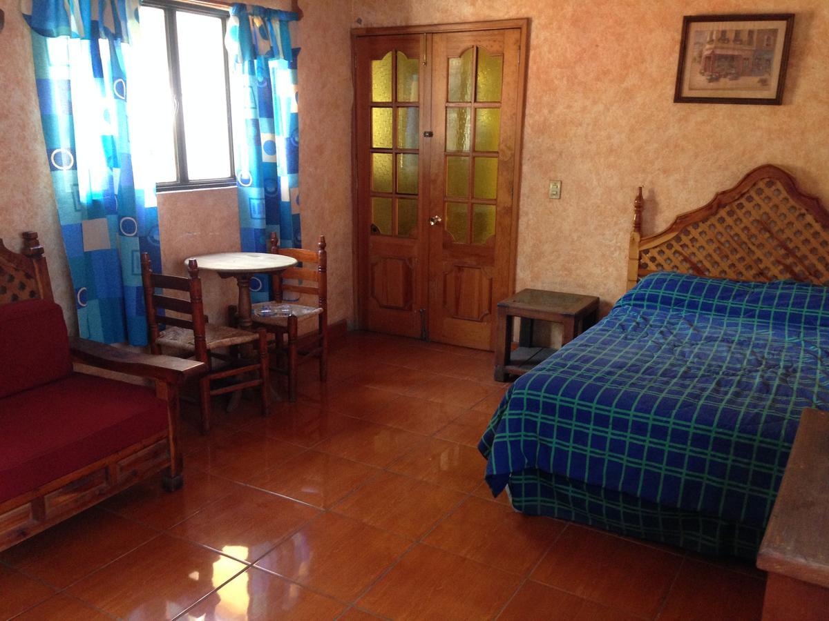 Hotel Hospedaje Ornelas Tepoztlán Esterno foto